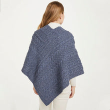 Load image into Gallery viewer, Classic Merino Wool Irish Cable Knit Poncho