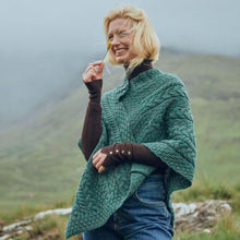 Load image into Gallery viewer, Classic Merino Wool Irish Cable Knit Poncho