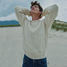 Load image into Gallery viewer, Heavyweight Traditional Aran Sweater