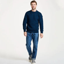 Load image into Gallery viewer, Heavyweight Traditional Aran Sweater