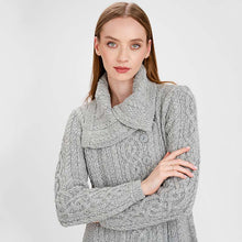 Load image into Gallery viewer, Merino Wool Large Collar Aran Coat