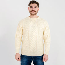 Load image into Gallery viewer, Men's Crew Neck Irish Sweater