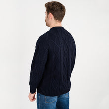 Load image into Gallery viewer, Men's Crew Neck Irish Sweater