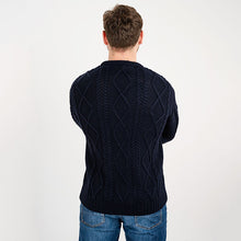 Load image into Gallery viewer, Men's Crew Neck Irish Sweater