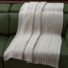Load image into Gallery viewer, Cable Knit Aran Throw