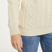 Load image into Gallery viewer, Men's Crew Neck Aran Cable Knit Wool Sweater