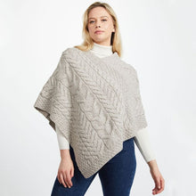 Load image into Gallery viewer, Traditional Irish Women's Supersoft Poncho
