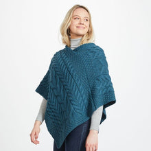 Load image into Gallery viewer, Traditional Irish Women's Supersoft Poncho