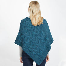 Load image into Gallery viewer, Traditional Irish Women's Supersoft Poncho