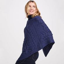 Load image into Gallery viewer, Traditional Irish Women's Supersoft Poncho