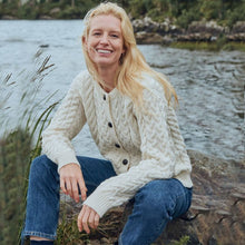 Load image into Gallery viewer, Ladies Merino Lumber Aran Jacket