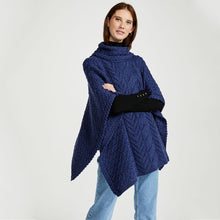 Load image into Gallery viewer, Ladies Aran Heavyweight Poncho