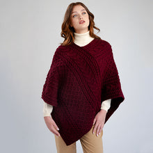 Load image into Gallery viewer, Traditional Irish Fisherman Wool V-Neck Poncho