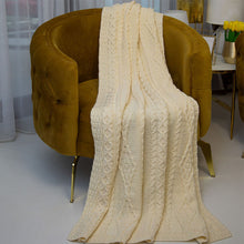 Load image into Gallery viewer, Chunky Aran Cable Knit Wool Throw