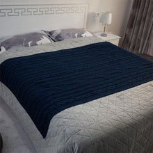 Load image into Gallery viewer, Chunky Aran Cable Knit Wool Throw