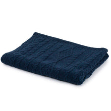 Load image into Gallery viewer, Chunky Aran Cable Knit Wool Throw