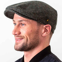 Load image into Gallery viewer, Handcrafted Mens Irish Quilted Flat Cap