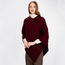 Load image into Gallery viewer, Women's V-Shaped Irish Chunky Cable Poncho
