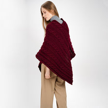 Load image into Gallery viewer, Women's V-Shaped Irish Chunky Cable Poncho