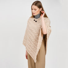 Load image into Gallery viewer, Women's V-Shaped Irish Chunky Cable Poncho
