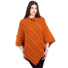 Load image into Gallery viewer, Women's V-Shaped Irish Chunky Cable Poncho