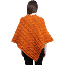 Load image into Gallery viewer, Women's V-Shaped Irish Chunky Cable Poncho