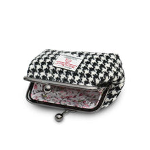 Load image into Gallery viewer, Vintage Style Harris Tweed Coin Purse