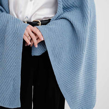 Load image into Gallery viewer, Women's Lambswool Aran Ribbed Shawl