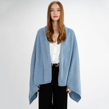 Load image into Gallery viewer, Women's Lambswool Aran Ribbed Shawl