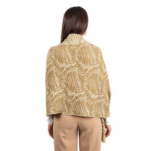Load image into Gallery viewer, Egyptian Cotton Aran Fern Knit Shawl