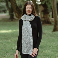 Load image into Gallery viewer, Egyptian Cotton Aran Fern Knit Shawl
