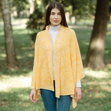 Load image into Gallery viewer, Egyptian Cotton Aran Fern Knit Shawl