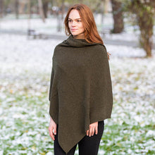 Load image into Gallery viewer, Women's Lambswool Aran Ribbed Shawl