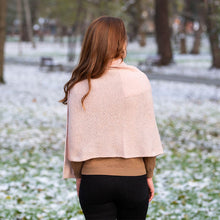 Load image into Gallery viewer, Women's Lambswool Aran Ribbed Shawl