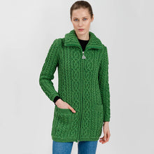 Load image into Gallery viewer, Women's Double Collar Aran Cardigan with Zipper