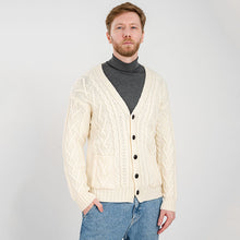 Load image into Gallery viewer, Traditional Men's V Neck Irish Cardigan