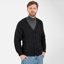 Load image into Gallery viewer, Traditional Men's V Neck Irish Cardigan