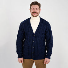 Load image into Gallery viewer, Traditional Men's V Neck Irish Cardigan