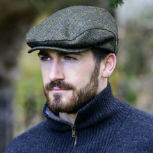 Load image into Gallery viewer, Traditional Irish Men's Flat Cap Green