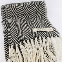 Load image into Gallery viewer, Cream Herringbone Wool Knit Men's Scarf
