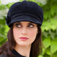 Load image into Gallery viewer, Women's Black Tweed Newsboy Cap Made in Ireland