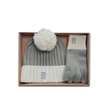 Load image into Gallery viewer, Sustainable Celtic Knot Hat and Gloves Gift Set -Taupe