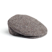 Load image into Gallery viewer, Handcrafted Irish Tweed Flat Cap – Gray

