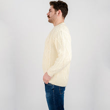 Load image into Gallery viewer, Men&#39;s Crew Neck Irish Sweater

