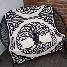 Load image into Gallery viewer, Tree of Life Celtic Wool Throw
