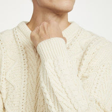 Load image into Gallery viewer, Men&#39;s Crew Neck Aran Cable Knit Wool Sweater
