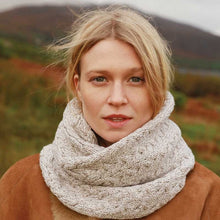 Load image into Gallery viewer, Ladies SuperSoft Merino Wool Aran Loop Scarf
