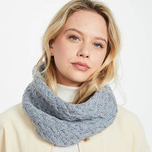 Load image into Gallery viewer, Ladies SuperSoft Merino Wool Aran Loop Scarf
