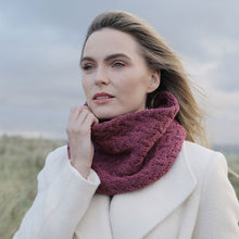 Load image into Gallery viewer, Ladies SuperSoft Merino Wool Aran Loop Scarf
