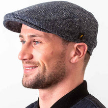 Load image into Gallery viewer, Handcrafted Mens Irish Quilted Flat Cap
